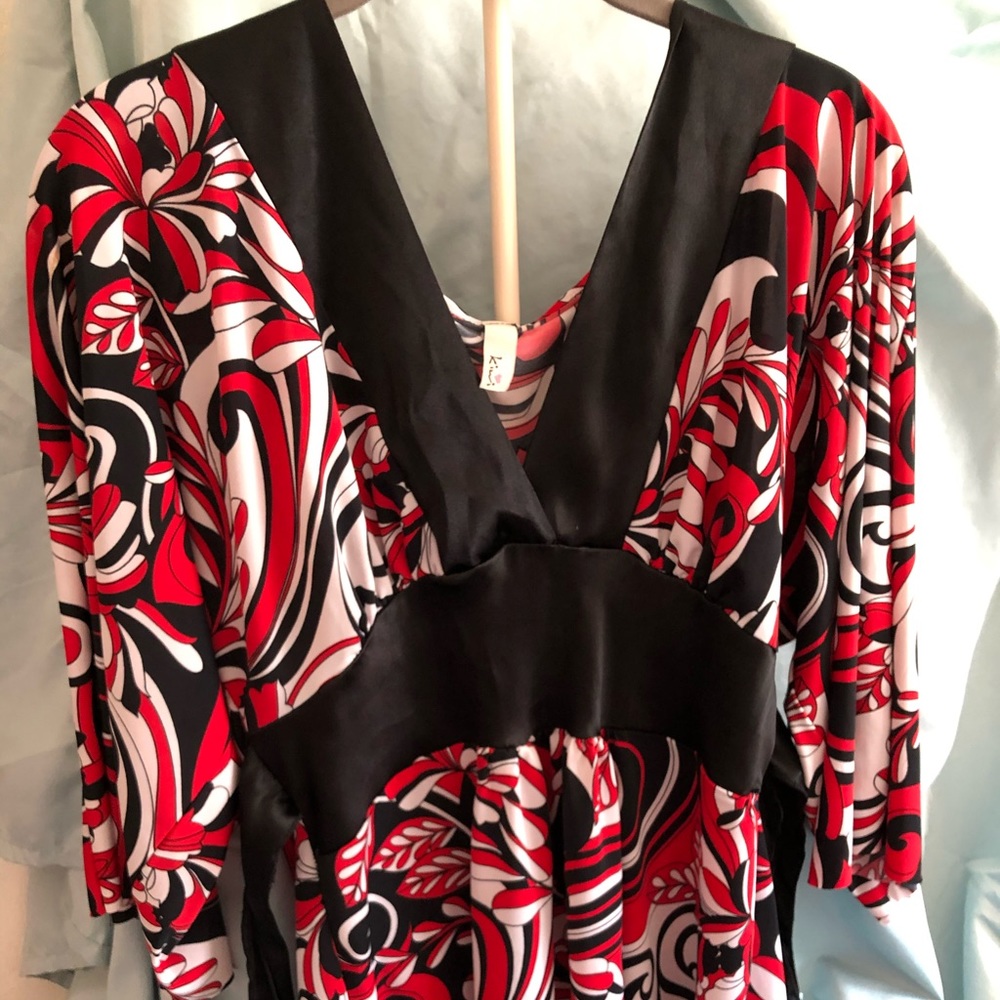 Vintage Kiwi Blouse